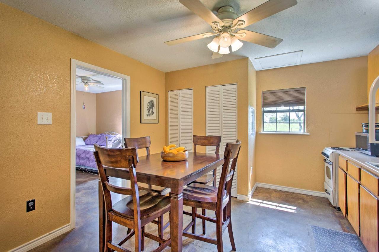 Collinsville Texas Cabin On 130 Acres Walk To Lake Ray Roberts מראה חיצוני תמונה