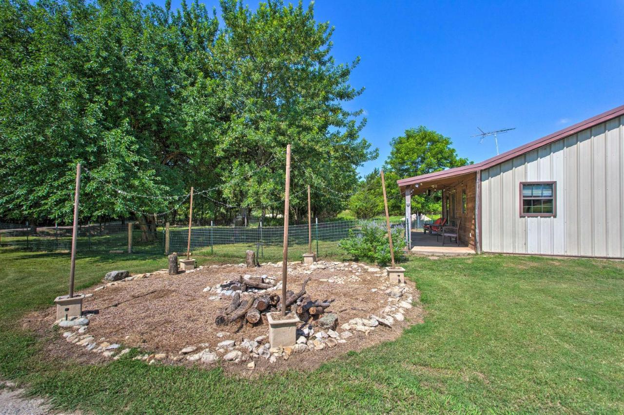 Collinsville Texas Cabin On 130 Acres Walk To Lake Ray Roberts מראה חיצוני תמונה
